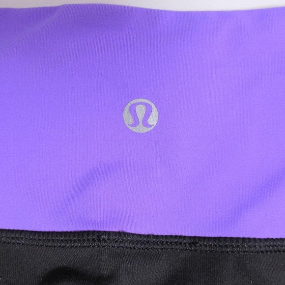 Lululemon Women's Activewear Crop Black & Purple Size 6 Four Way Stretch - Picture 9 of 12